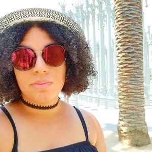 Meet your Posher, Natalie